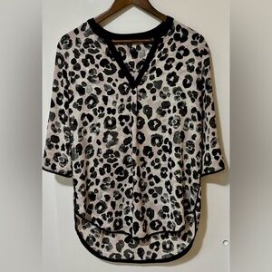 Dynamite| Blush Animal Print Top with Black Accents & 3/4 Zipper Sleeves Sz M